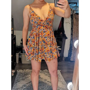 Uk2la Mini floral mustard dress size XS